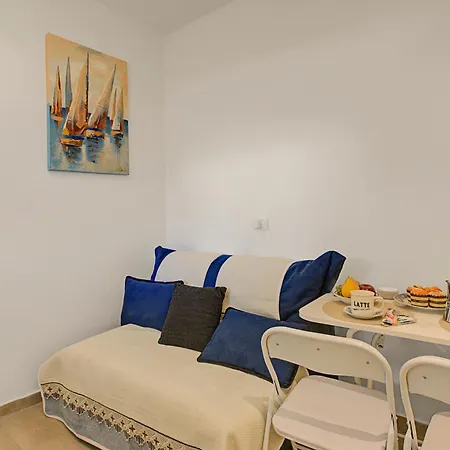 Apartman Jolie Sur La - Petit - Happy San Remo