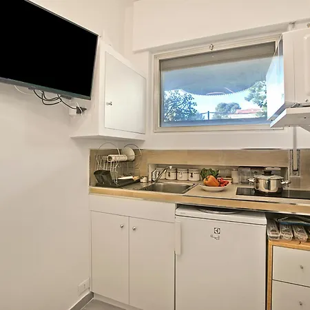 Jolie Sur La - Petit - Happy *