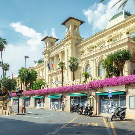 Jolie Sur La - Petit - Happy * Sanremo