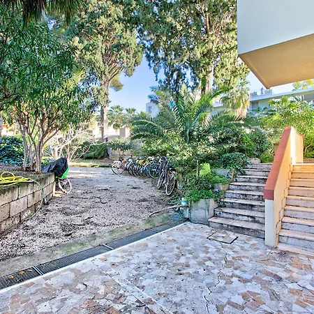 Jolie Sur La - Petit With Shared Pool - Happy Apartment *