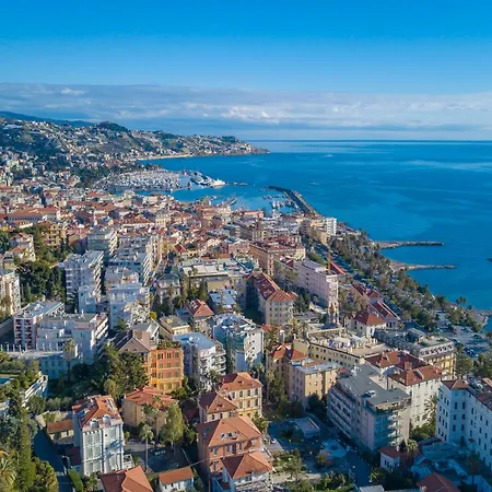 Apartment Jolie Sur La - Petit With Shared Pool - Happy Sanremo