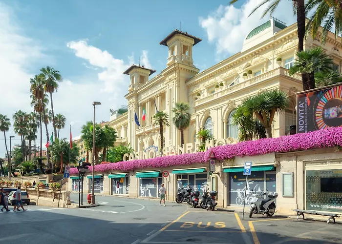 Jolie Sur La - Petit - Happy * Sanremo