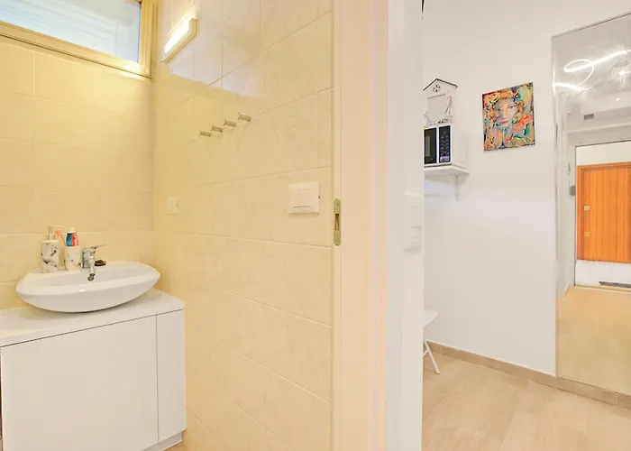 Jolie Sur La - Petit - Happy